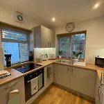 Flat 2B, 297 Gillott Road, B16 0Rt