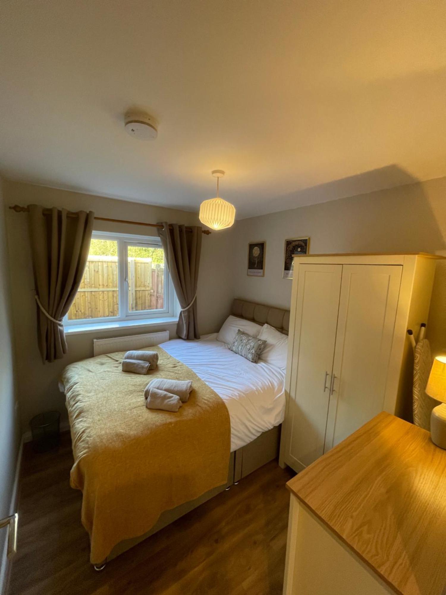 Flat 2b, 297 Gillott Road, B16 0rt